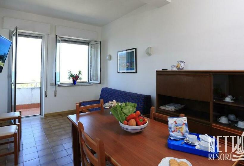 آپارتمان 2 خوابه با چشم‌انداز دریا, Nettuno Resort