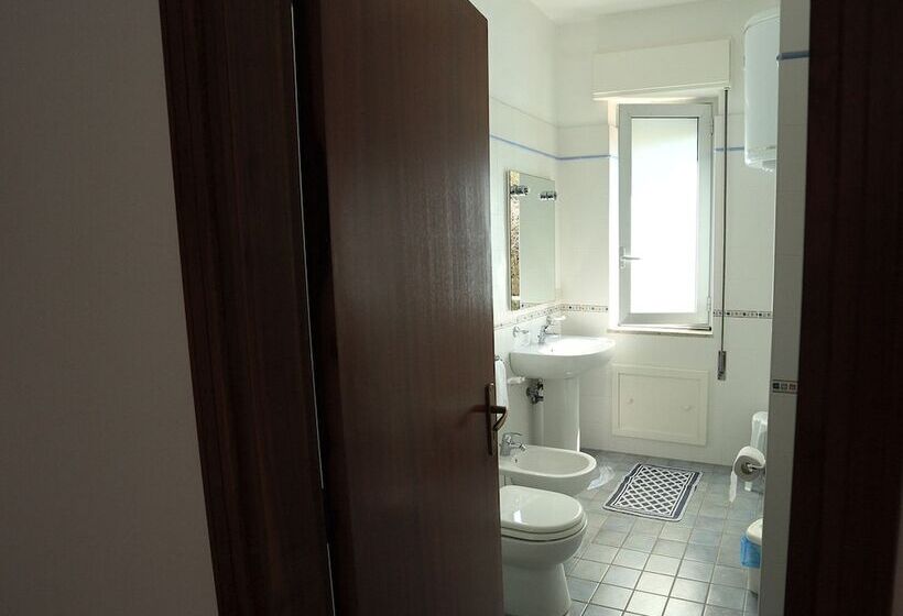 آپارتمان 2 خوابه با چشم‌انداز دریا, Nettuno Resort