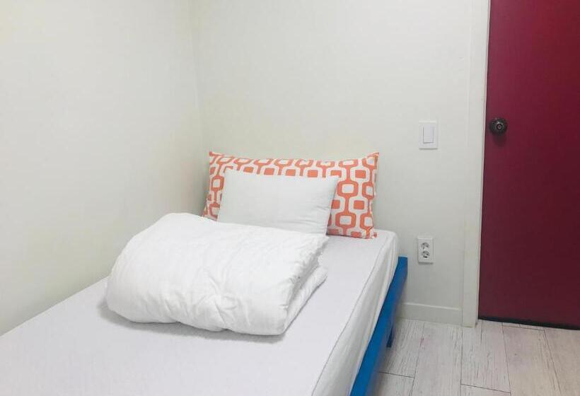 Номер Economy Индивидуальный, Slow Citi Guest House