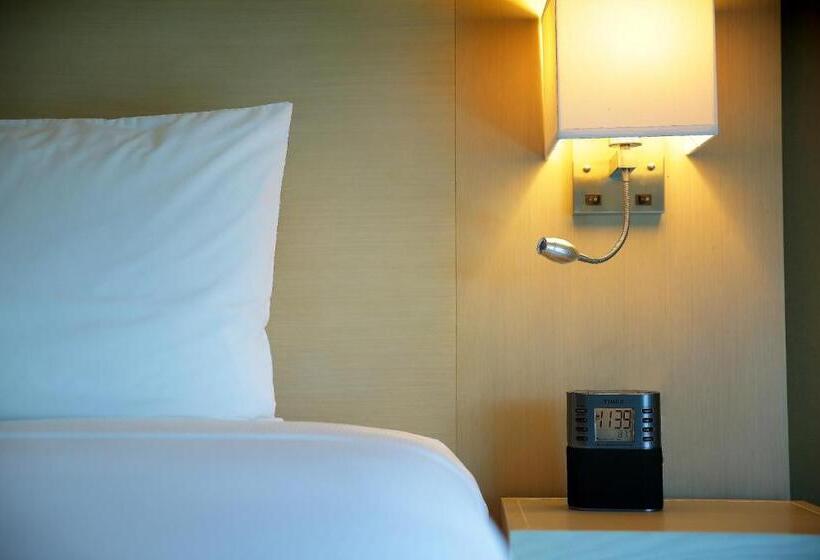 اتاق استاندارد با چشم‌انداز دریاچه, Hyatt Place Managua