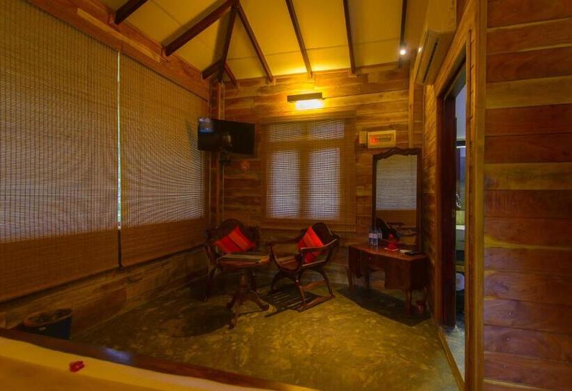 一居室高级别墅, Karunakarala Ayurveda Resort
