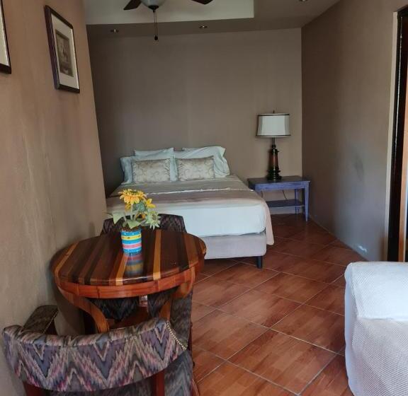 اتاق استاندارد چهار تخته, Gm Suites Bed & Breakfast