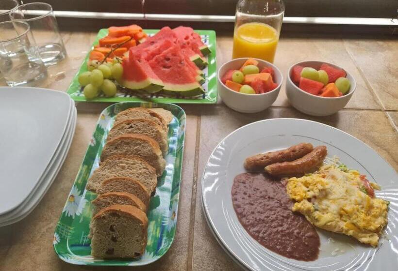 اتاق استاندارد چهار تخته, Gm Suites Bed & Breakfast