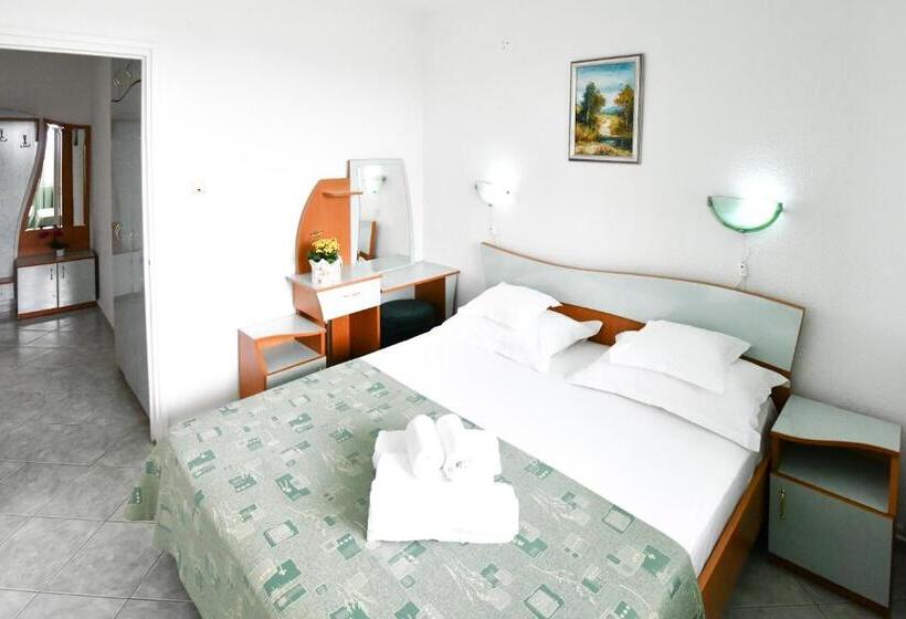 آپارتمان 1 خوابه, Complex Tismana All Inclusive