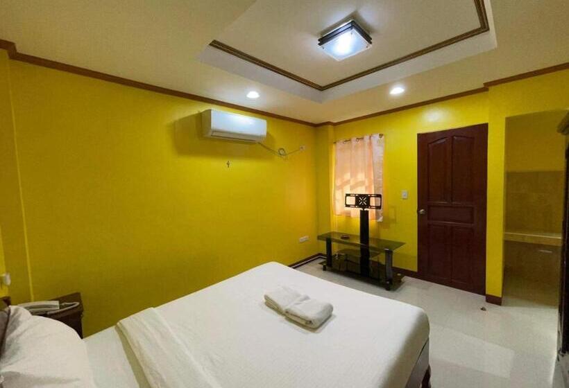 Номер Deluxe, Casa Venicia Caticlan