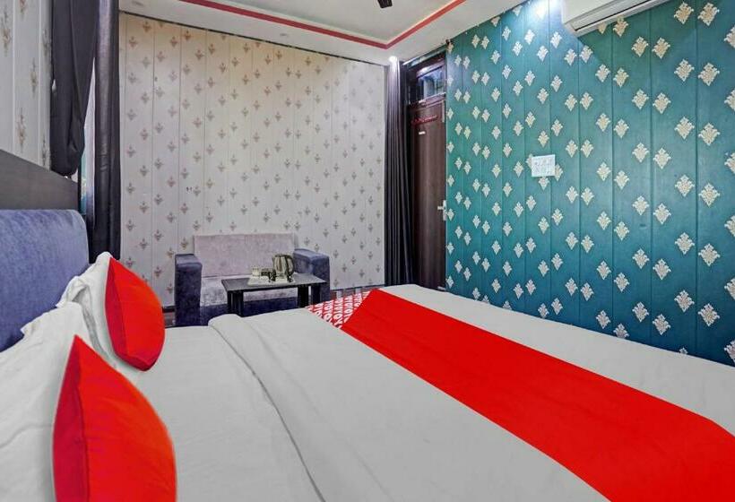 Трехместный Номер Классика, Oyo Flagship 80914 S L Galxy