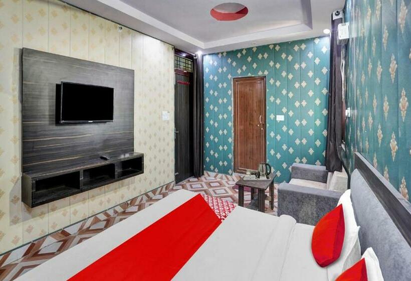 Трехместный Номер Классика, Oyo Flagship 80914 S L Galxy
