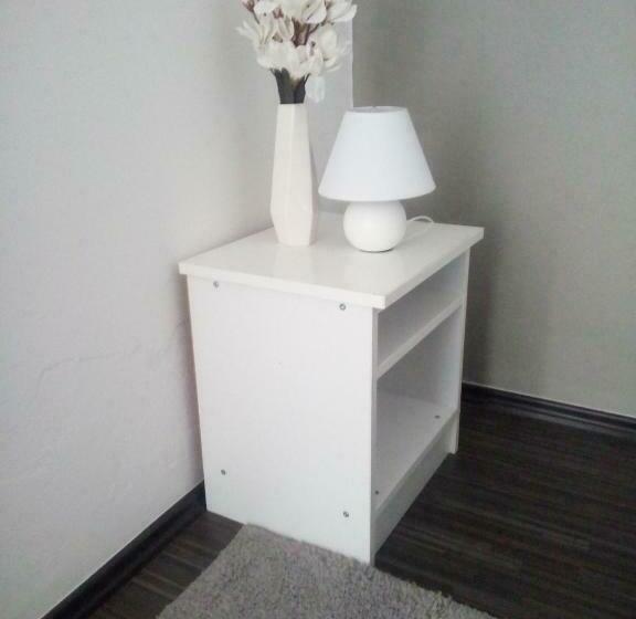 اتاق استاندارد با چشم‌انداز باغ, Rooms Nikola Rule Ostojic