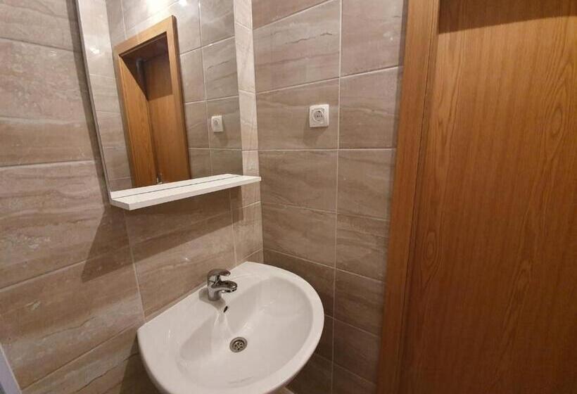 اتاق استاندارد, Rooms Nikola Rule Ostojic