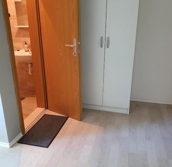 اتاق استاندارد, Rooms Nikola Rule Ostojic