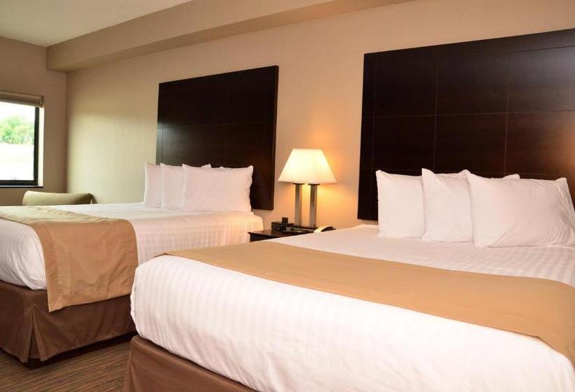 Номер Deluxe, Qube Hotel   Polk City
