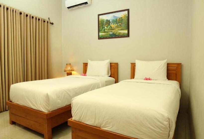 Номер Стандарт Вид на Сад, Senggigi Cottages Lombok