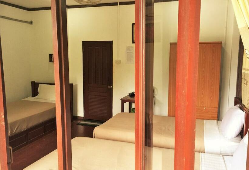 패밀리 룸, Vang Vieng Sunrise View Resort