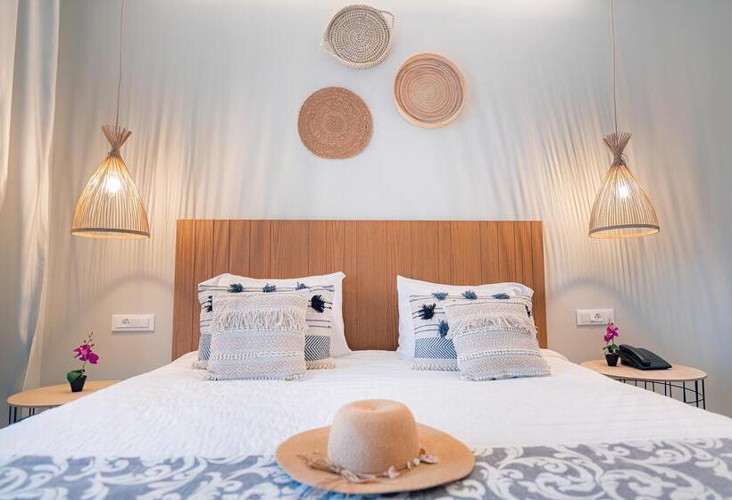 Номер Стандарт Трехместный, Ekati Mare Lifestyle Resort