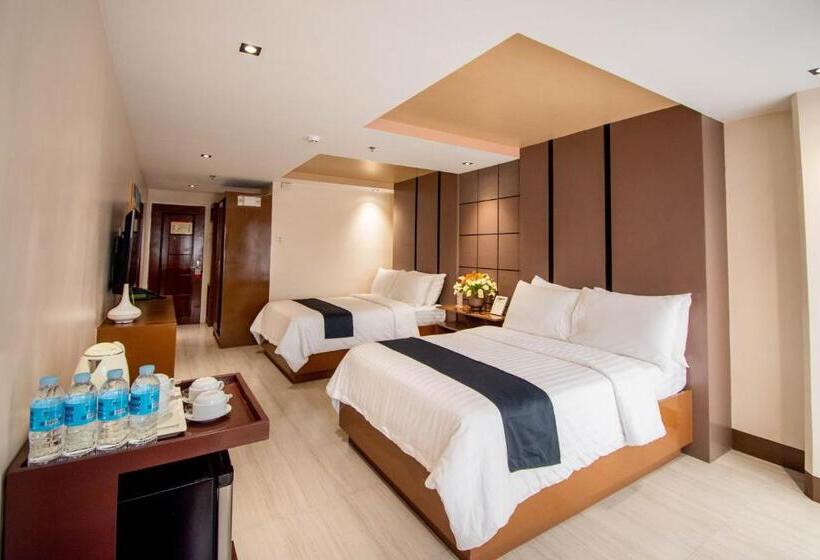 اتاق سوپریور چهار تخته, Monallan Boracay
