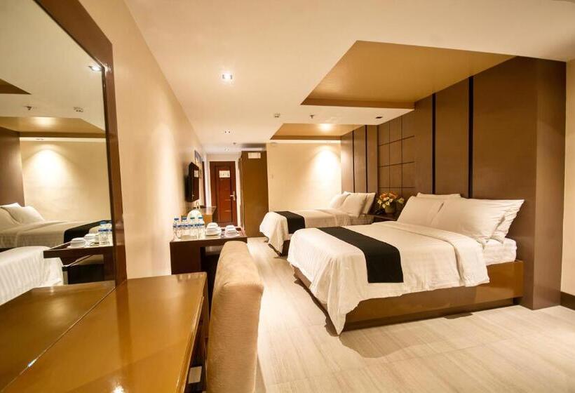 اتاق سوپریور چهار تخته, Monallan Boracay