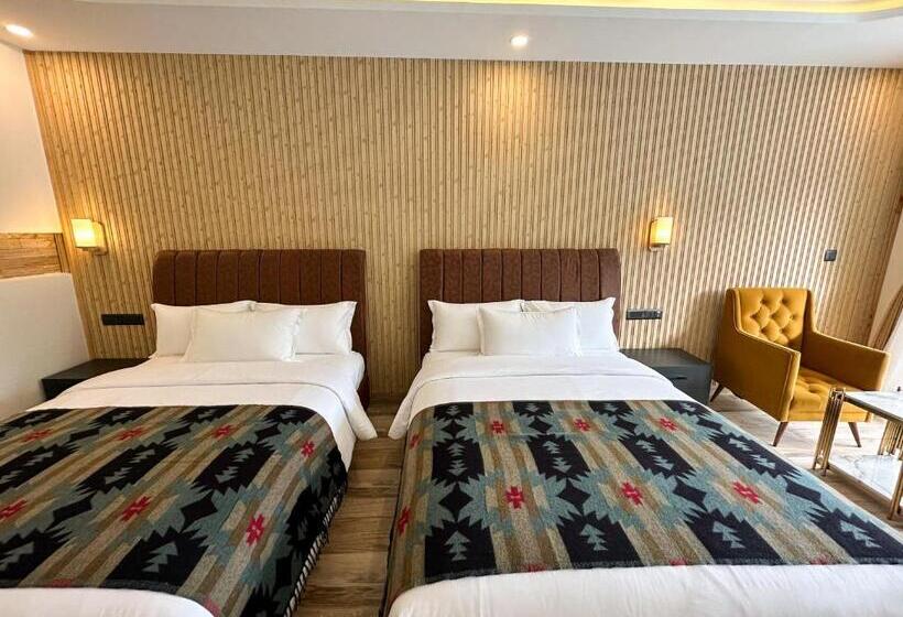اتاق استاندارد با تخت بزرگ, Lake View Resort