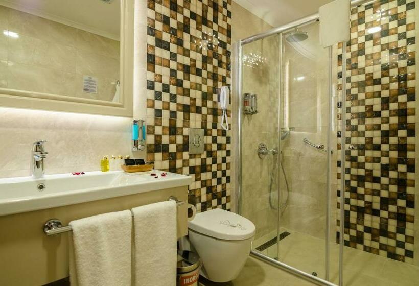 Номер Стандарт Вид на Море с Балконом, The Lumos Deluxe Resort Hotel & Spa