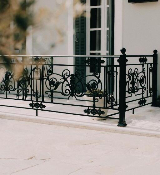 Номер Стандарт с Балконом, Nikolaos Pension