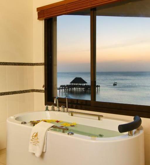 اتاق لوکس با تخت بزرگ, Sea Cliff Resort & Spa