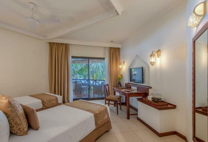 اتاق استاندارد با چشم‌انداز باغ, Sea Cliff Resort & Spa