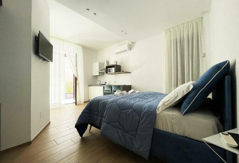 Номер Стандарт, Sunny House