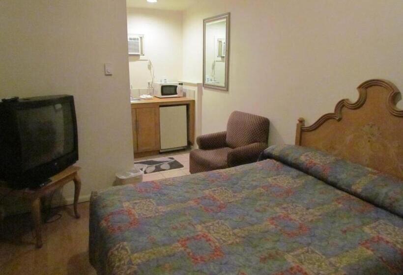 Номер Deluxe, True North Motel