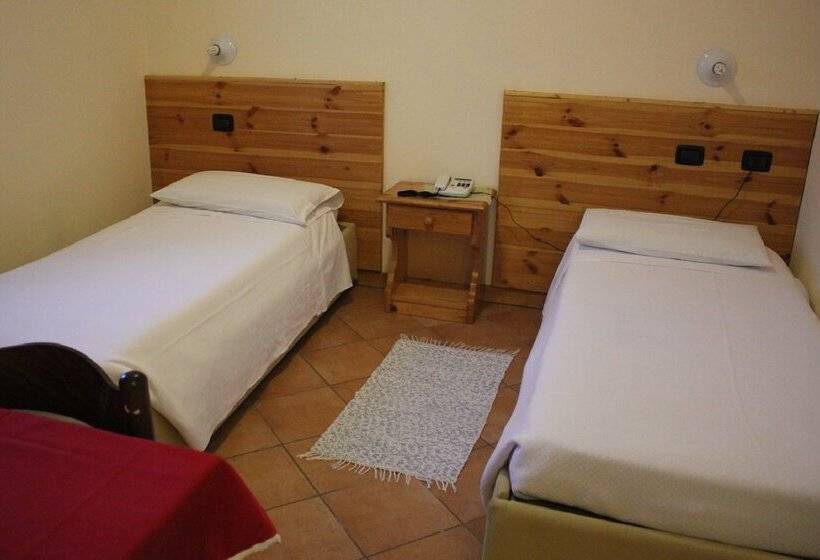 Номер Стандарт Трехместный, Villa Rina