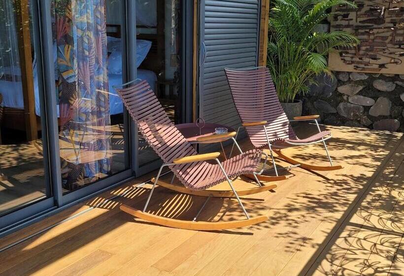 اتاق لوکس با چشم‌انداز دریا, Villa Manaaki