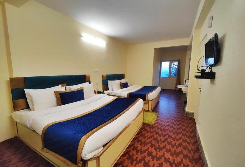 패밀리 스위트, The Ashoka Inn 300mts Walkable From Mall Road