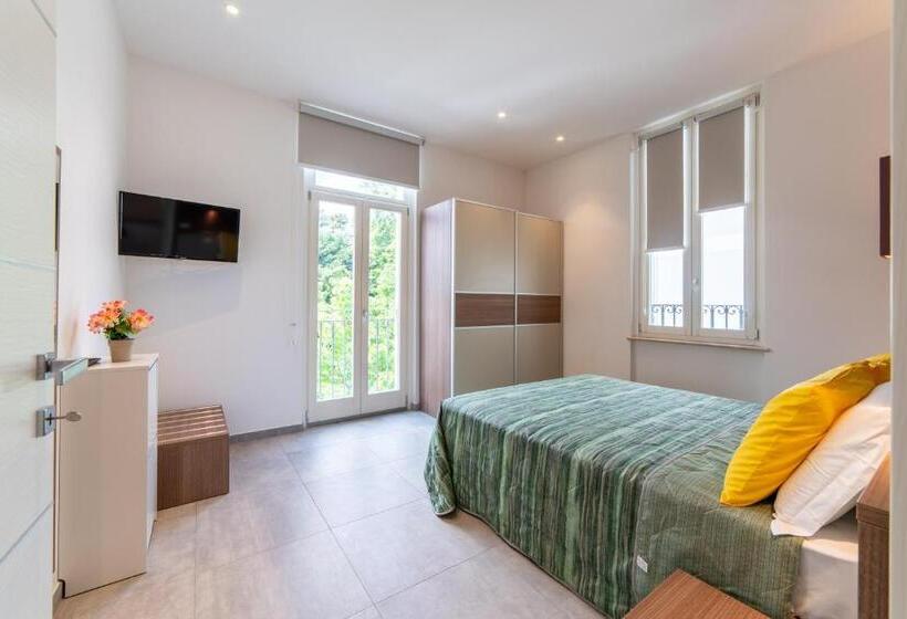 آپارتمان 1 خوابه با تراس, Villa Gina Case Vacanze