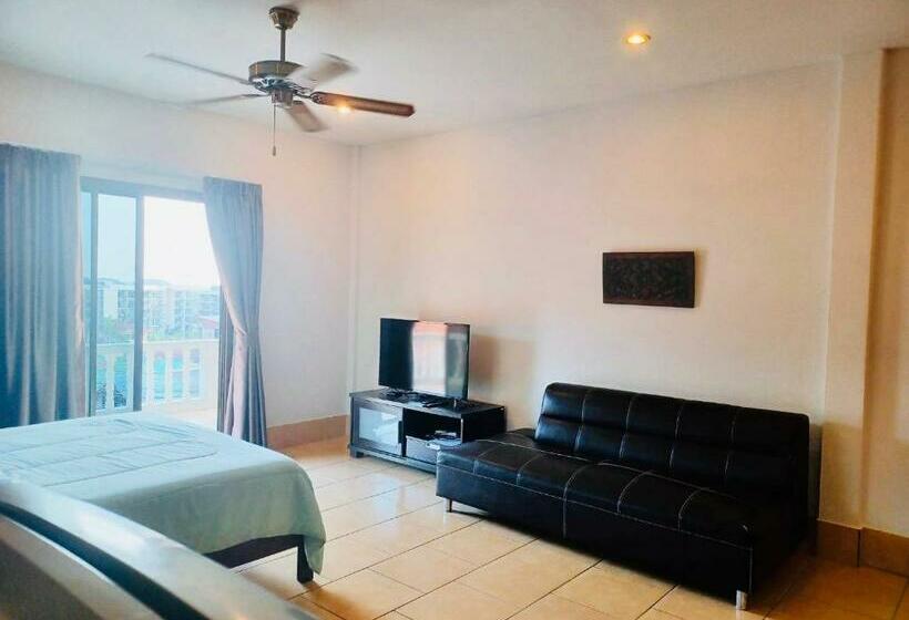 استودیوی استاندارد با چشم‌انداز دریا, Scan House Apartment