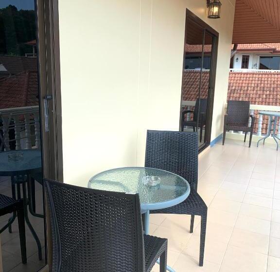 استودیوی استاندارد با چشم‌انداز دریا, Scan House Apartment
