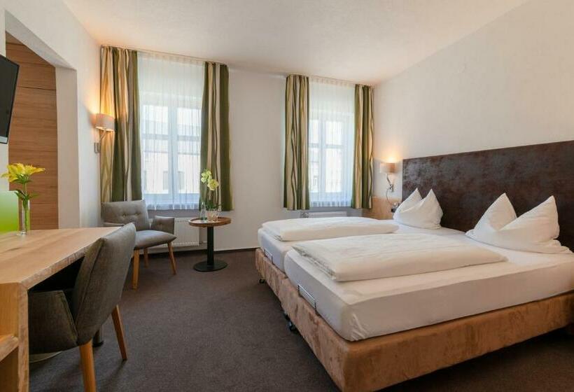 Номер Стандарт, Gasthof & Hotel Goldene Krone