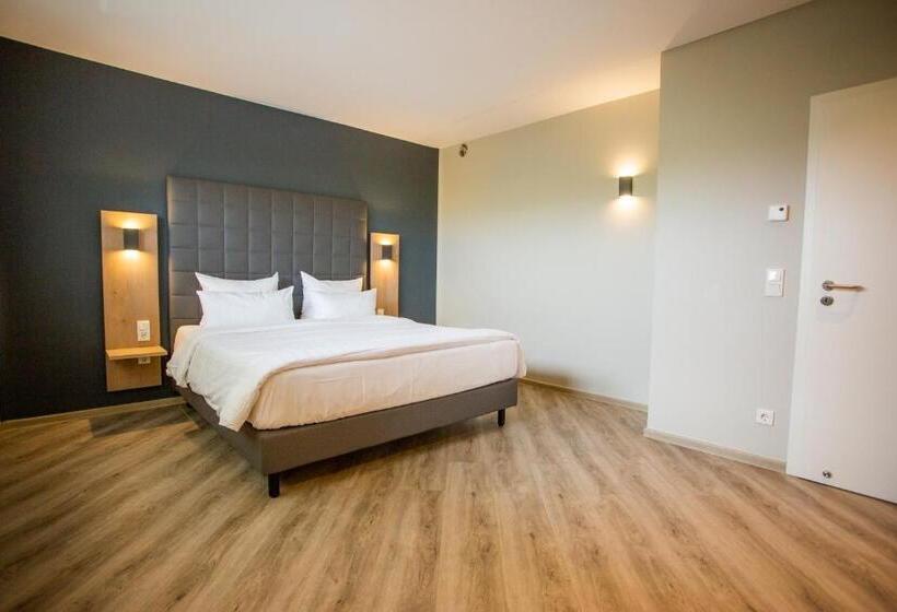 Апартаменты 2 Спальни, Circle Inn