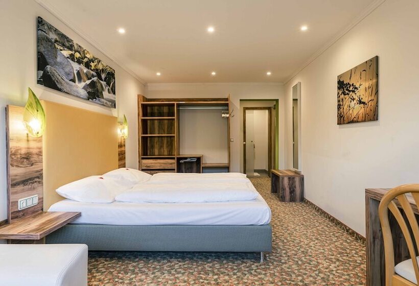 Номер Комфорт, Landhotel Grünwies  Bonsai Wellness Garni