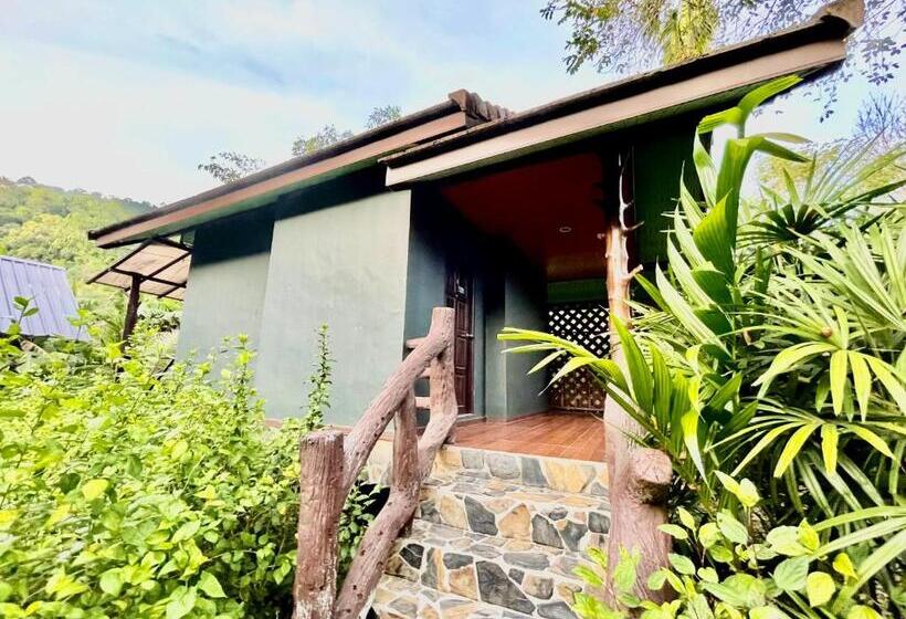 Стандартный Номер Кровать Кинг, Khao Sok Green Valley Resort   Sha Certified