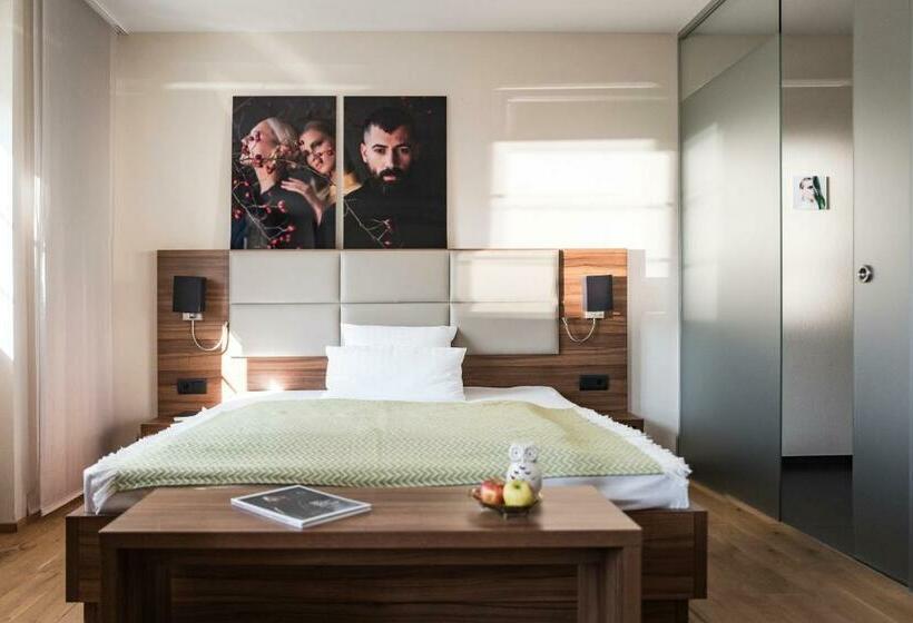 Номер Стандарт, Kunsthotel Drei König Am Marktplatz Stadt Lörrach