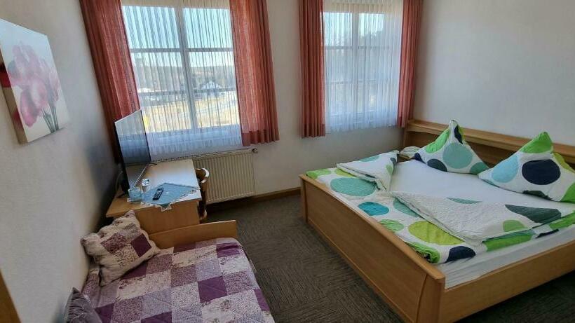 Номер Стандарт, Landhaus Adorf