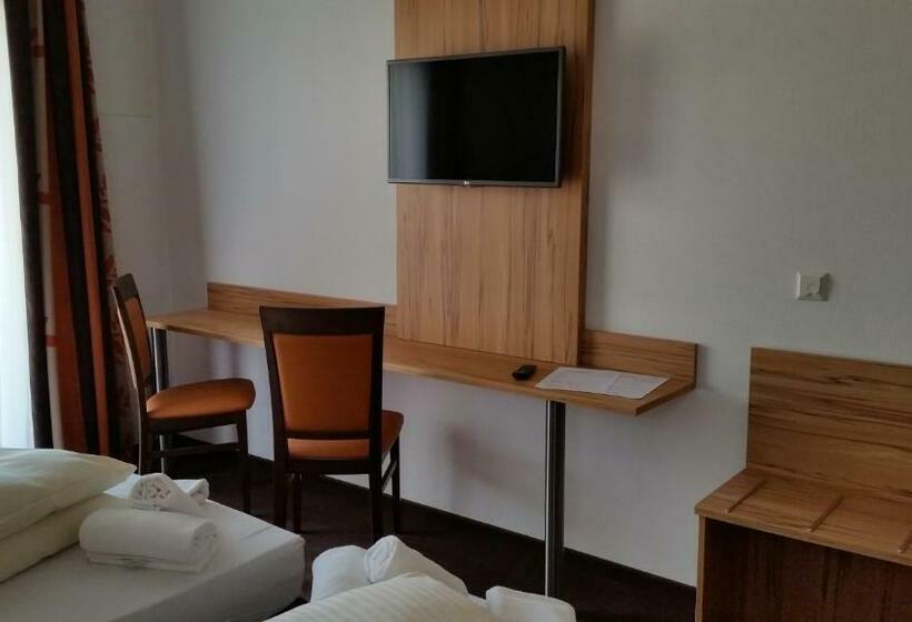 Номер Комфорт Индивидуальный, Schafer Boardinghouse