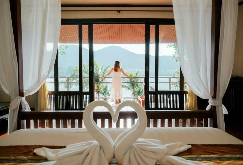 ویلای لوکس 1 خوابه, Kooncharaburi Resort   Koh Chang