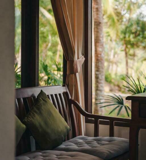 اتاق استاندارد با چشم‌انداز دریا, Kooncharaburi Resort   Koh Chang