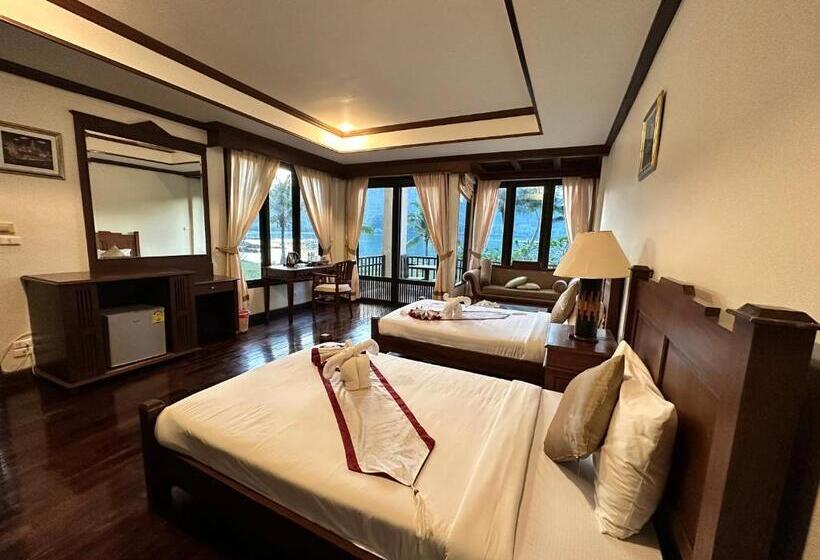 اتاق لوکس با چشم‌انداز دریا, Kooncharaburi Resort   Koh Chang