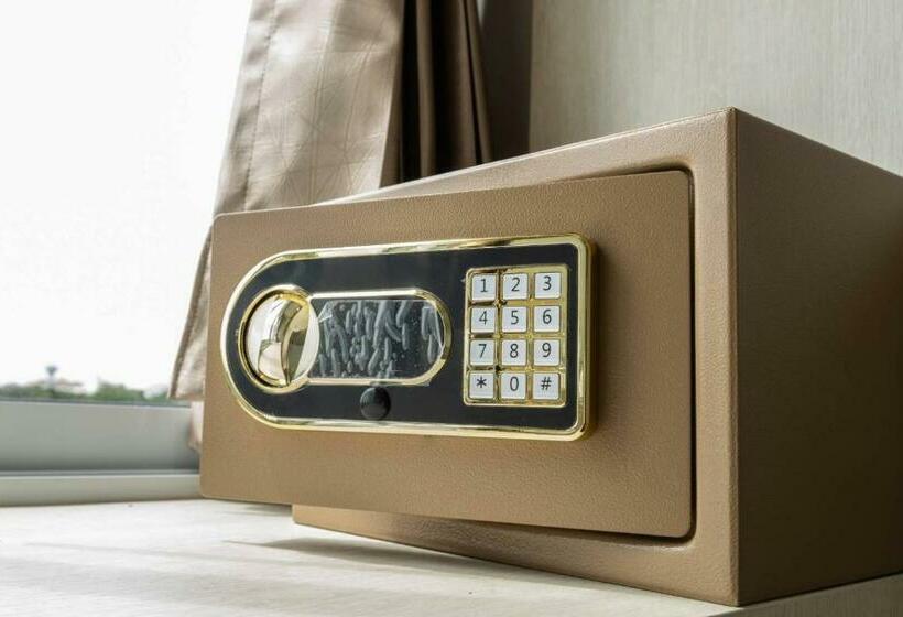 Номер Deluxe с Балконом, Sananwan Hometel