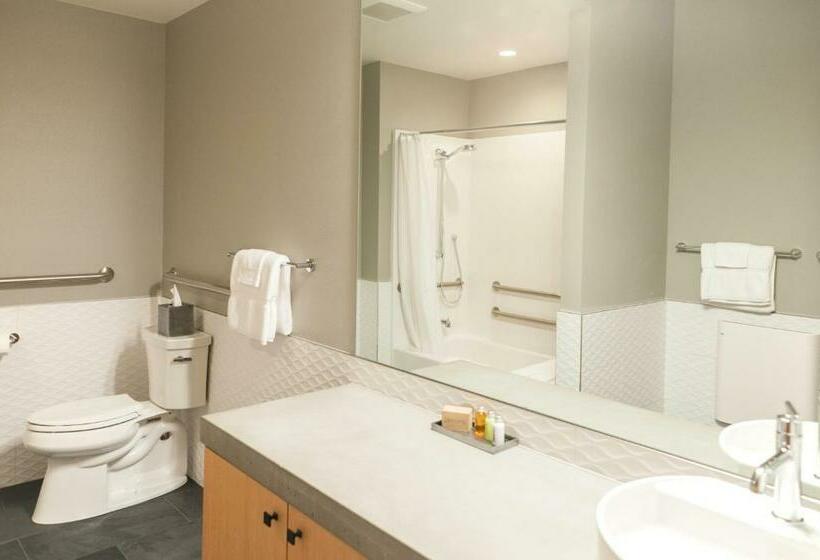 Suíte 3 Quartos, The Suites On Main
