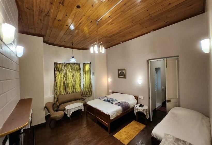 Quarto Triplo Estandar, Ivanhoe