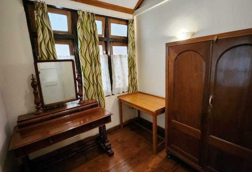 Quarto Triplo Deluxe, Ivanhoe