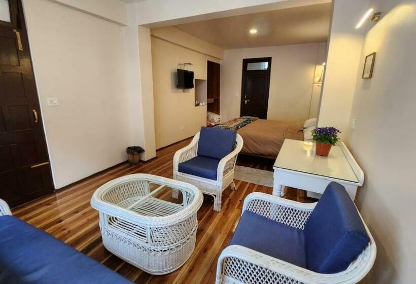 Quarto Estandar, Ivanhoe