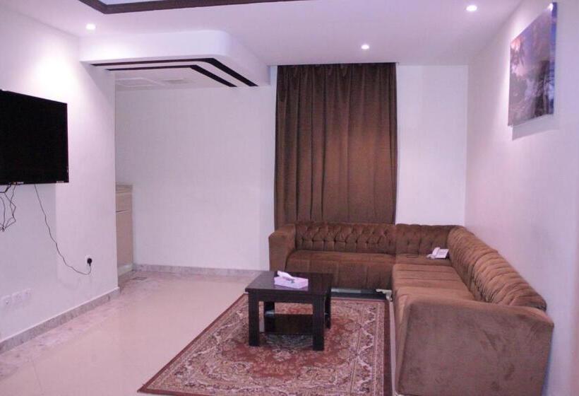 デラックストリプルルーム, Altamyoiz Sirved Apartments