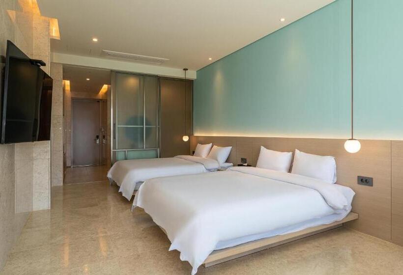 Люкс с Террасой, Yeosu Calacatta Hotel & Resort